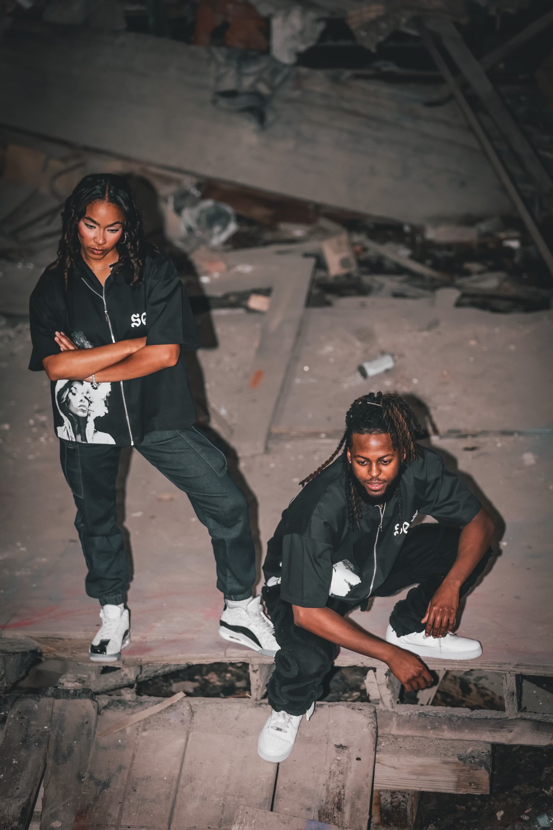 SOSA BRAND BLACK ZIPPED SHORT-SLEEVE SHIRT